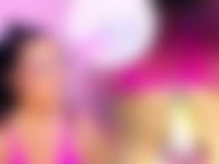 Live cam show with Mhia-Rey - Shaved Pussy on Camsoda