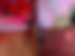 Live cam show with Mhia-Rey - Fetish on Camsoda
