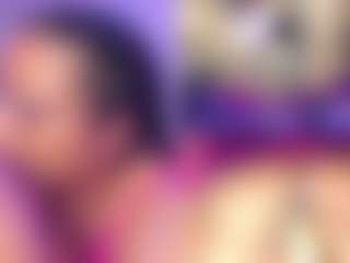 Mhia-Rey's Live Sex Cam Show