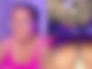 Mhia-Rey's Live Sex Cam Show