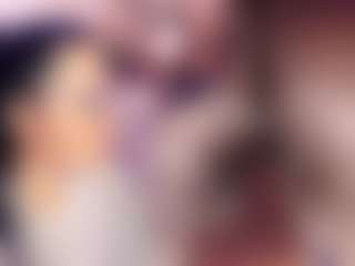 Live cam show with Mhia-Rey - Big Nipples on StripNow