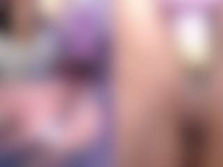 Live cam show with Mhia-Rey - Big Nipples on SquirtSoMuch