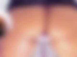 Live cam show with Mhia-Rey - Tittyfuck on AdultVida.com