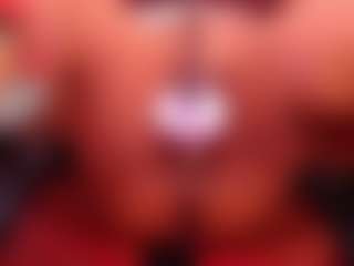 Live cam show with Mhia-Rey - Pov on Camsoda