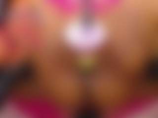 Mhia-Rey's Live Sex Cam Show