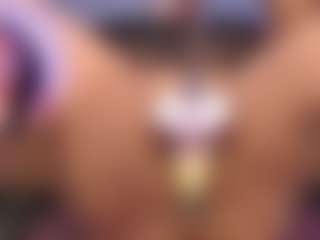 Mhia-Rey's Live Sex Cam Show