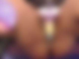Mhia-Rey's Live Sex Cam Show