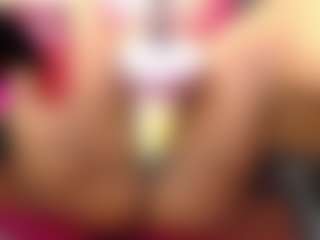 Live cam show with Mhia-Rey - Fetish Big Tits on Camsoda