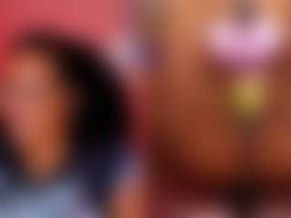Live cam show with Mhia-Rey - Amateur on Mixed Magazine Live