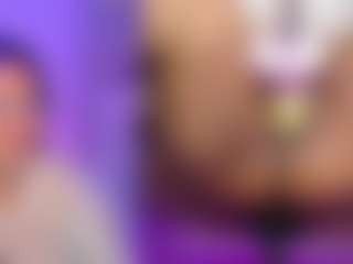 Live cam show with Mhia-Rey - BBW on camwithhim.com