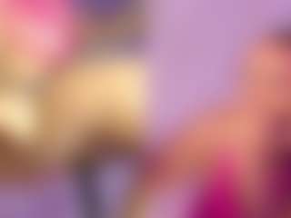 Live cam show with Mhia-Rey - Butt Plug on alttransgirls
