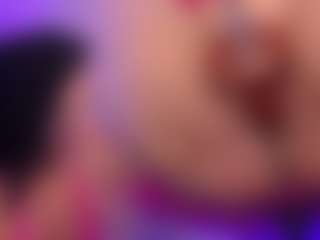 Live cam show with Mhia-Rey - Fuck Machine on Camsoda