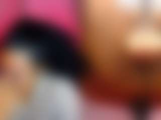 Spettacolo in cam dal vivo con Mhia-Rey - Twerk su Camsoda