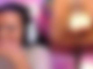 Live cam show with Mhia-Rey - Sex on Camsoda