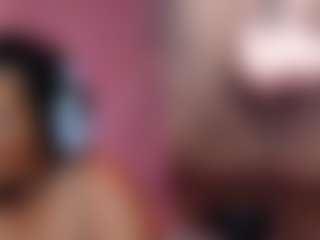 Live cam show with Mhia-Rey - Big Nipples on mypornchat.com