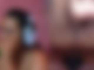 Live cam show with Mhia-Rey - Control on Camsoda