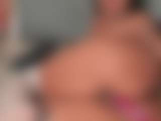 SofiaAlvarezz's Live Sex Cam Show