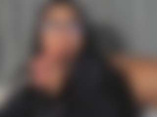 Live cam show with SofiaAlvarezz - Brown Eyes BBW on SxyPornLive