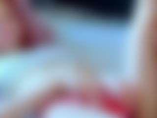 Live cam show with CweneBarritt - Small Tits on friskycurves.com