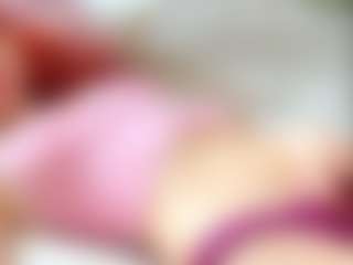 Live cam show with CweneBarritt - Joi on eurowanks.com