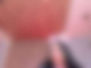 LeahLombardi's Live Sex Cam Show