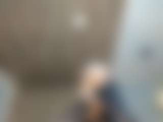 LeahLombardi's Live Sex Cam Show