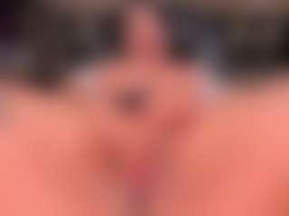 LeahLombardi's Live Sex Cam Show