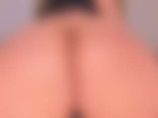 LeahLombardi's Live Sex Cam Show