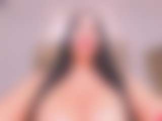 LeahLombardi's Live Sex Cam Show