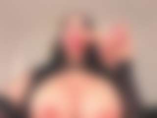 LeahLombardi's Live Sex Cam Show