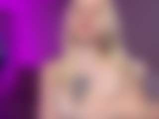 Live cam show with Sofia - Lush on Camsoda