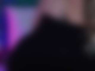 Live cam show with LucyLexton - Nipple Piercings on Dare Cams