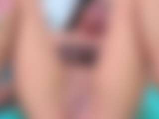 YesyHills's Live Sex Cam Show
