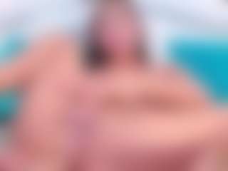 YesyHills's Live Sex Cam Show