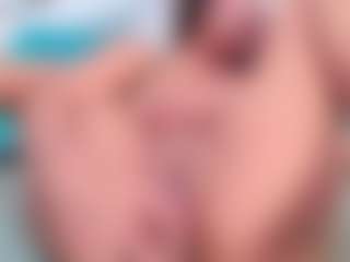 YesyHills's Live Sex Cam Show