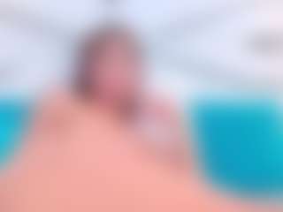 YesyHills's Live Sex Cam Show
