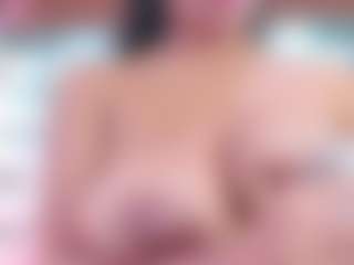 Live cam show with YesyHills - Petite on justonemore.cc
