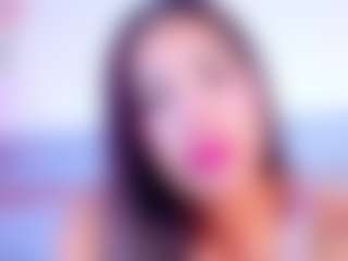 YesyHills's Live Sex Cam Show