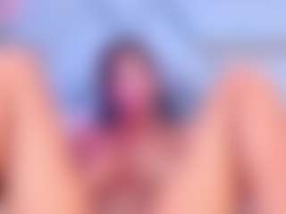 YesyHills's Live Sex Cam Show