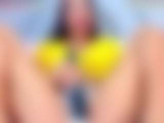 YesyHills's Live Sex Cam Show