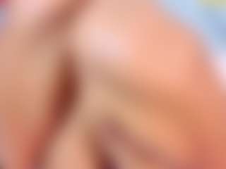 Live cam show with YesyHills - Double Penetration on Hubzter Live
