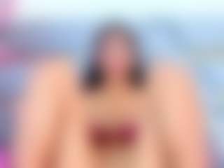 Live cam show with YesyHills - Public on hotwifechat.live