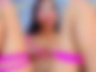 YesyHills's Live Sex Cam Show