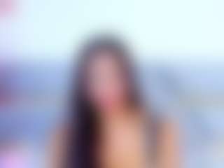 Live cam show with YesyHills - Skinny on Milfs Live