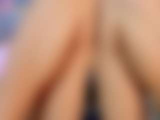YesyHills's Live Sex Cam Show