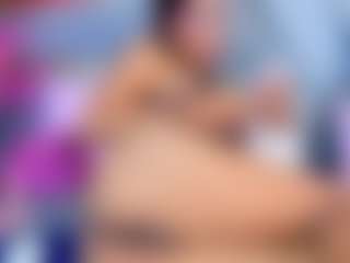 YesyHills's Live Sex Cam Show