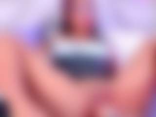 YesyHills's Live Sex Cam Show