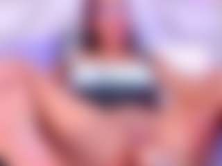 YesyHills's Live Sex Cam Show