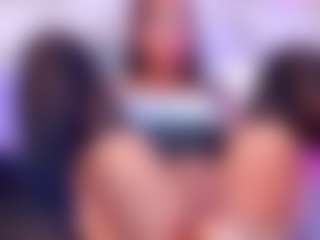 YesyHills's Live Sex Cam Show