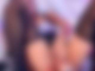YesyHills's Live Sex Cam Show